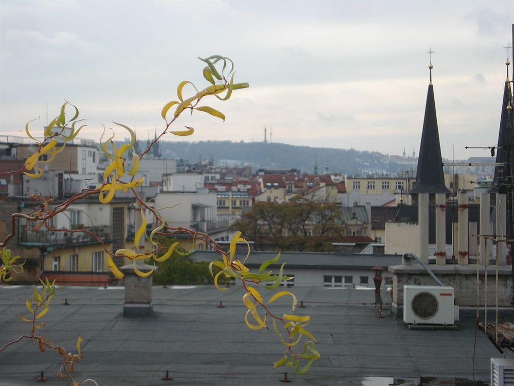 Pension Unie Praga Esterno foto